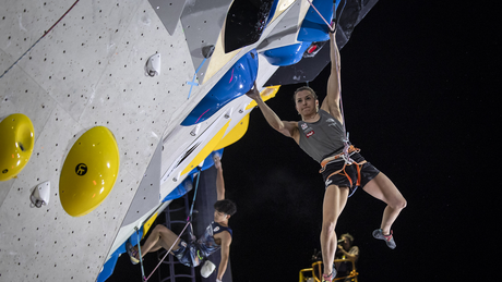 (c) World Climbing