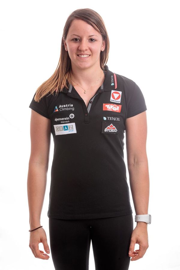 Nina Lach